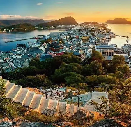 Campeggio New Ålesund