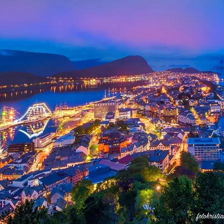 New * Ålesund